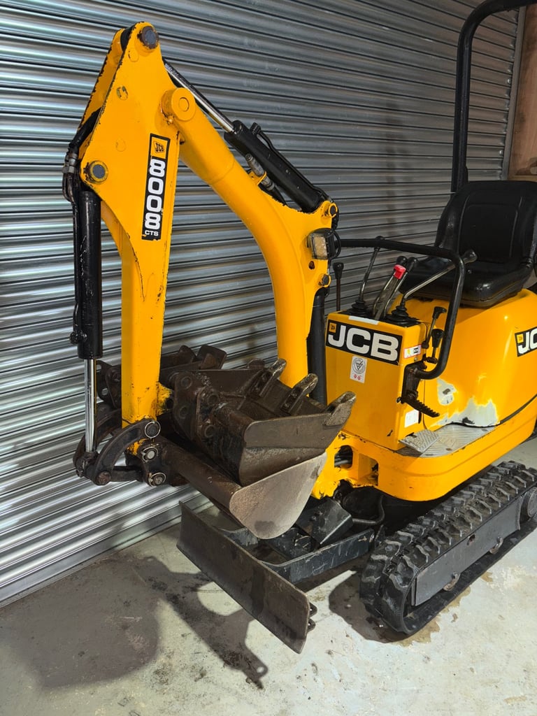 2014 jcb 8008