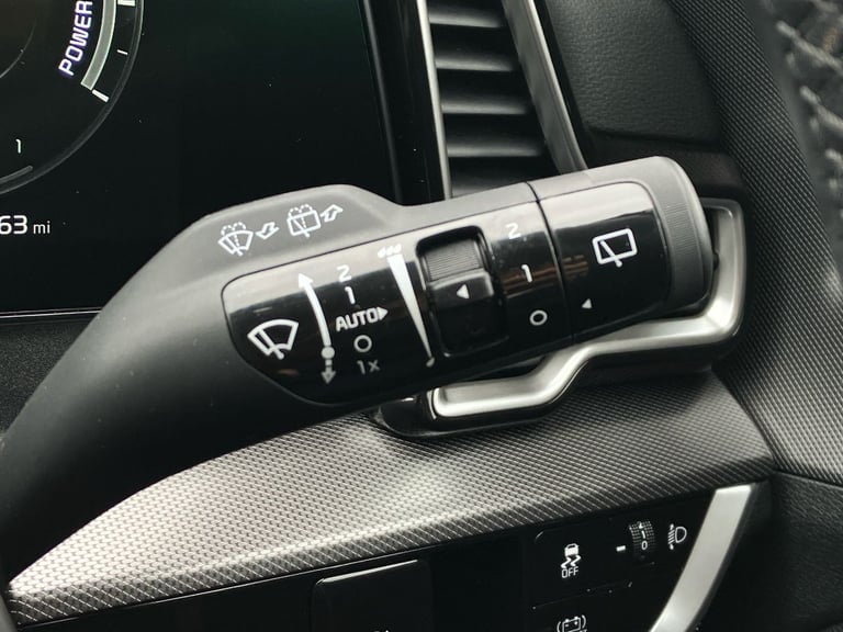 2023 Kia Sportage 1.6T GDi HEV 3 5dr Auto SUV PETROL/ELECTRIC Automatic