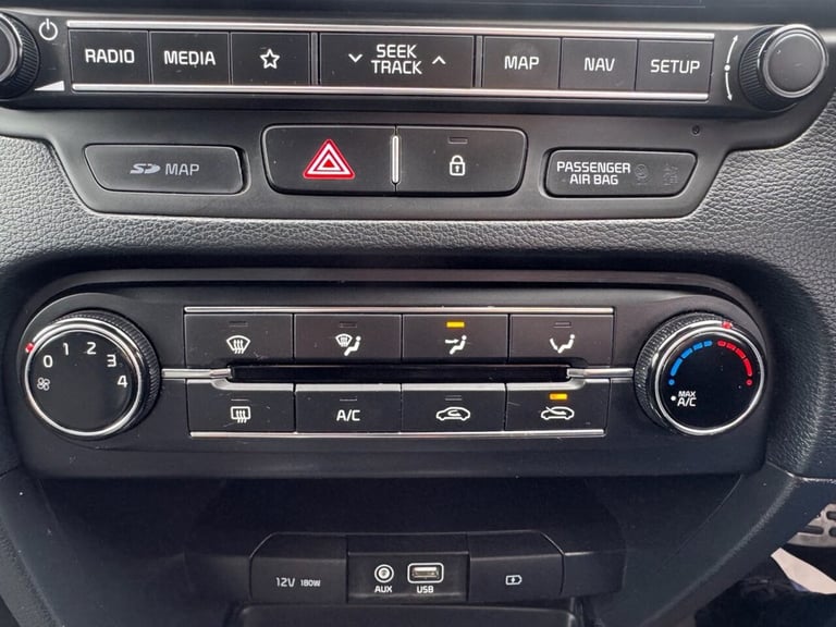 2019 Kia Ceed 1.4 T-GDi Blue Edition Hatchback 5dr Petrol DCT Euro 6 (s/s) (138 bhp) Hatchback Pe...