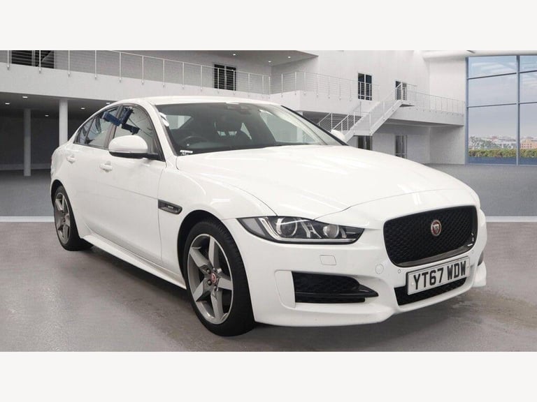 2017 Jaguar XE 2.0i R-Sport Auto Euro 6 (s/s) 4dr SALOON Petrol Automatic