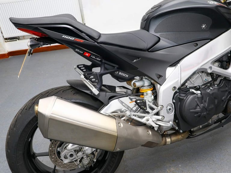 2019, '19 reg. Aprilia Tuono V4 1100 RR. Please See Pics. £8,995