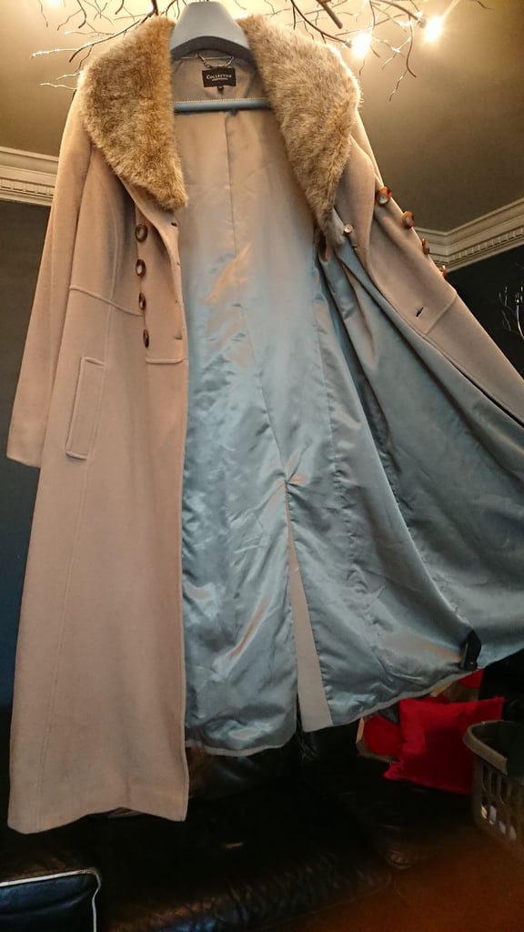 Debhenams collection coat