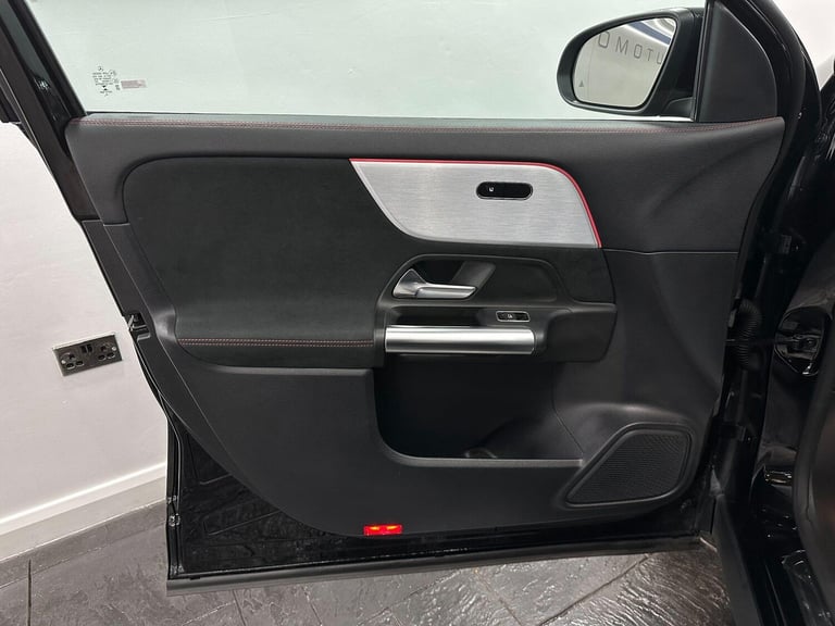 2021 Mercedes-Benz EQA EQA 250 66.5kWh AMG Line Auto 5dr ESTATE Electric Automatic