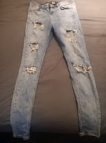 Mens 28R Hera jeans