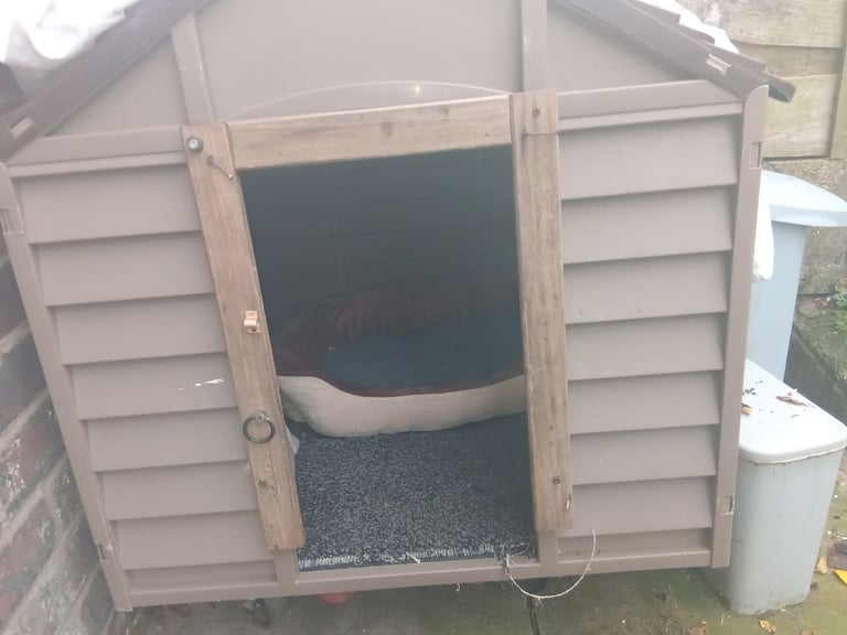 image for Pe outdoor house 