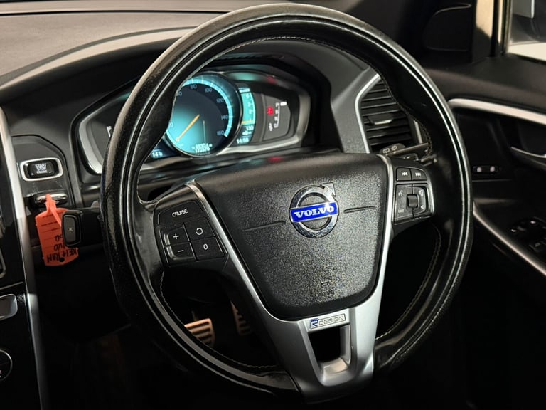 2014 VOLVO XC60 R-DESIGN NAV D5 2.4 DIESEL AUTOMATIC AWD 4X4 SUV SERVICE HISTORY