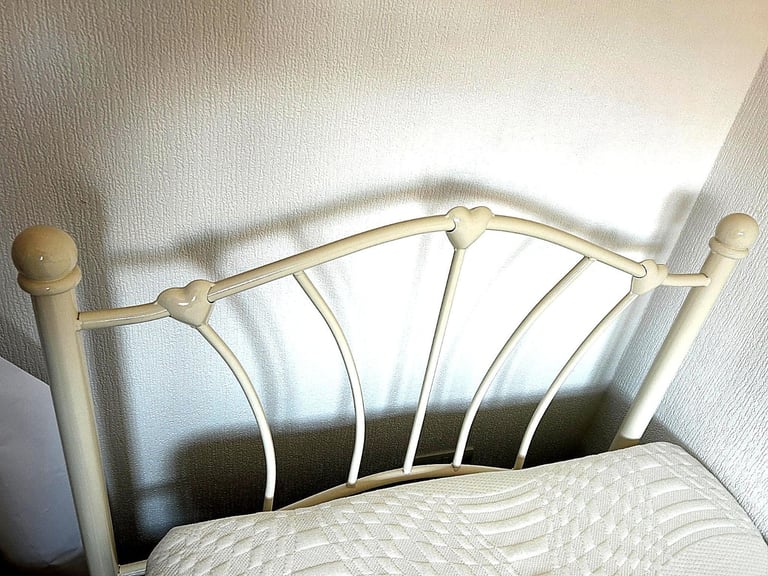 Single Children’s Bed (Cream Hearts) + Memory Foam Mattress LIKE NEW