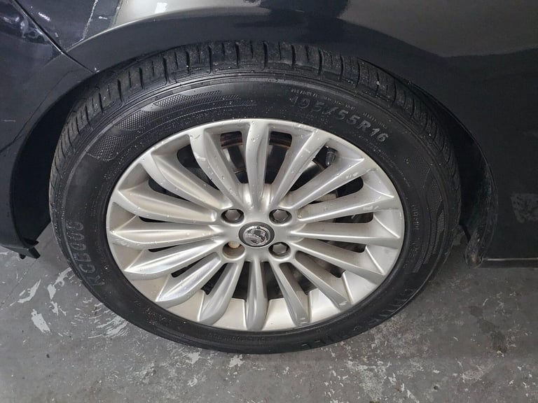 2013 Vauxhall ADAM 1.2 ecoFLEX 16v GLAM Euro 5 (s/s) 3dr HATCHBACK Petrol Manual