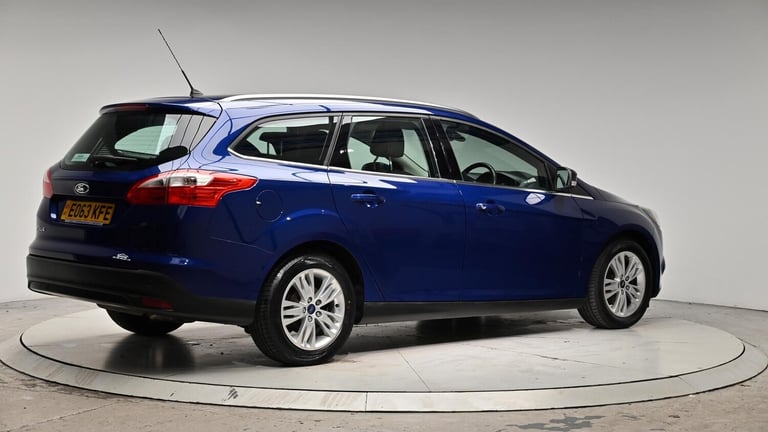 2013 Ford Focus 1.6 Titanium Navigator Powershift Euro 5 5dr ESTATE Petrol Automatic