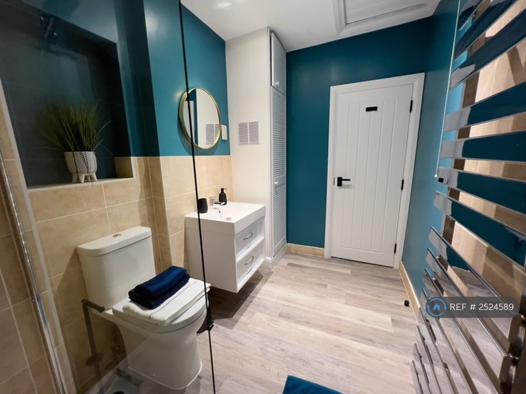 1 bedroom in Long Lane, Beeston, Nottingham, NG9 (#2524589)
