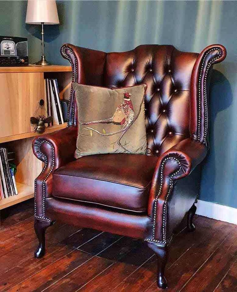 image for Stunning & Luxurious leather Chesterfield Queen Anne statement chairs only £395.