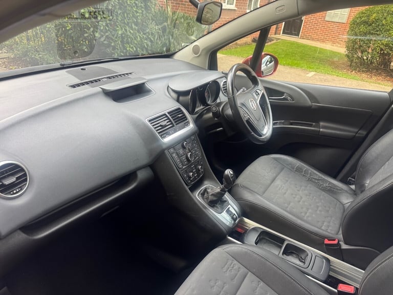 2013 Vauxhall Meriva 1.4i 16V SE 5dr MPV Petrol Manual