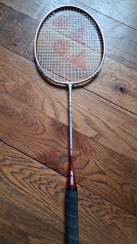 Yonex B-560 DF Badminton Racket with Case