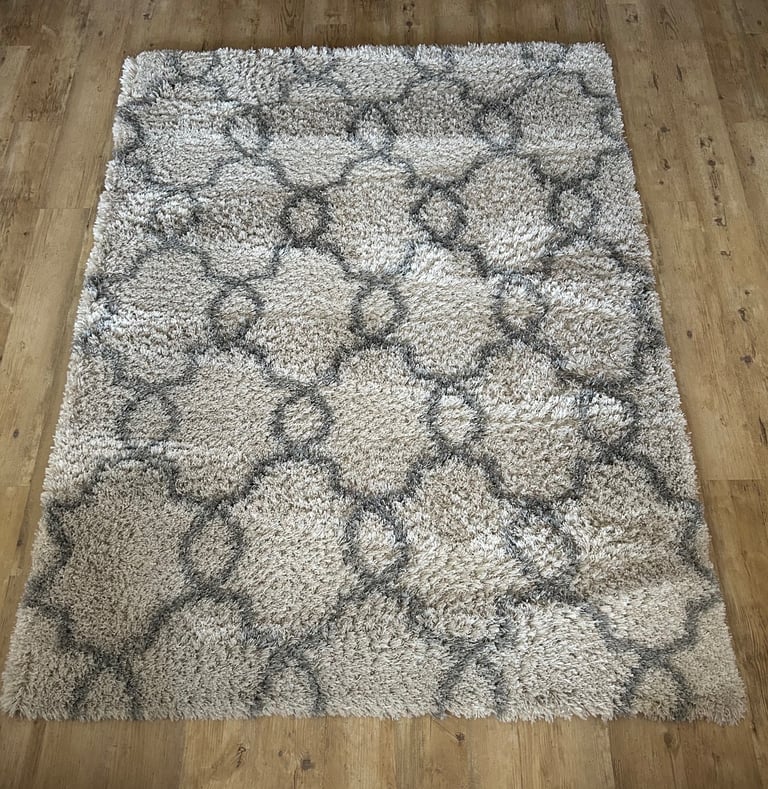 image for Nourison ESCAPE COLLECTION - Beautiful Bellani Yerevan shaggy rug in bone and grey with a geometric
