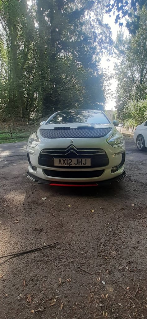 Citroen, DS5, Hatchback, 2012, Manual, 1997 (cc), 5 doors