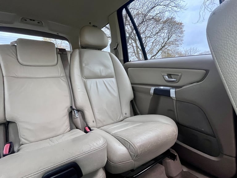 2011 Volvo XC90 2.4 D5 SE SUV 5dr Diesel Geartronic AWD (219 g/km  200 bhp)