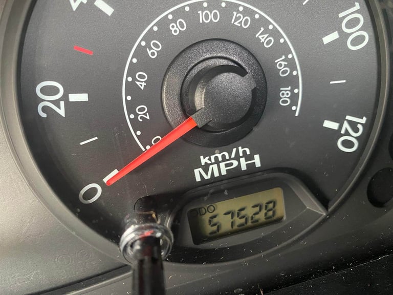 KIA PICCANO 1.1CC AUTO