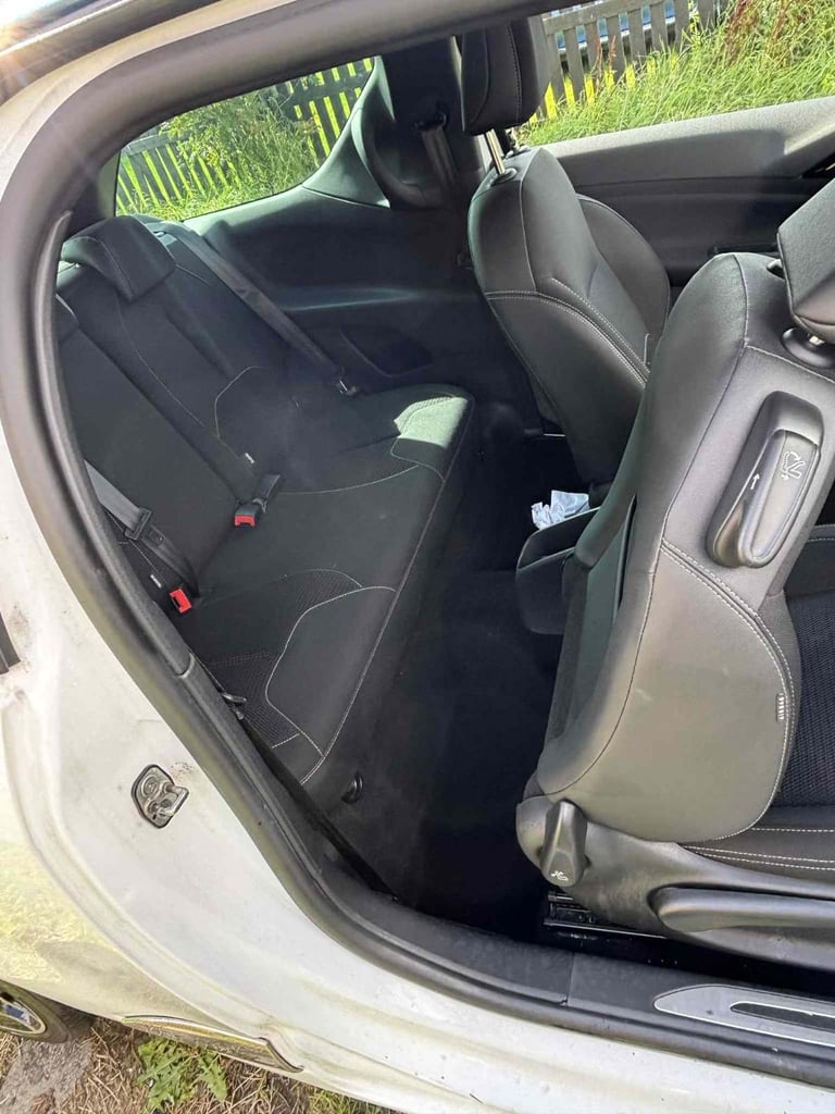 DS, DS 3, Hatchback, 2016, Manual, 1199 (cc), 3 doors