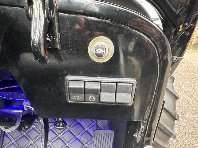 2024 Mahindra Indian 1.8 Diesel SUV DIESEL Automatic