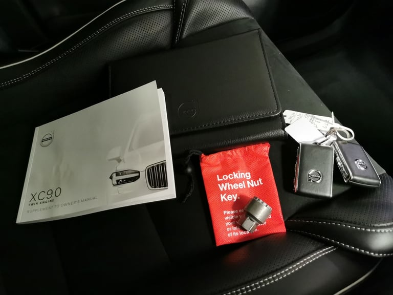 2019 Volvo XC90 2.0h T8 Twin Engine 11.6kWh R-Design SUV 5dr Petrol Plug-in Hybrid Auto 4WD Suv P...