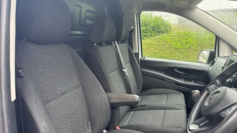 2021 Mercedes-Benz Vito 110CDI Progressive Panel Van FWD L2 Eu6 102 PANEL VAN Diesel Manual