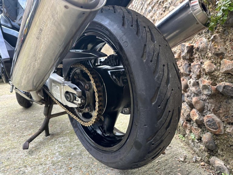 HONDA CBR1100XX SUPER BLACKBIRD - 1999 Petrol Manual in Black