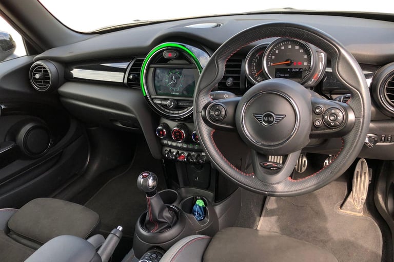 2020 MINI Hatch 1.5 Cooper Sport II 3dr [Comfort/Nav Pack] Hatchback PETROL Manual