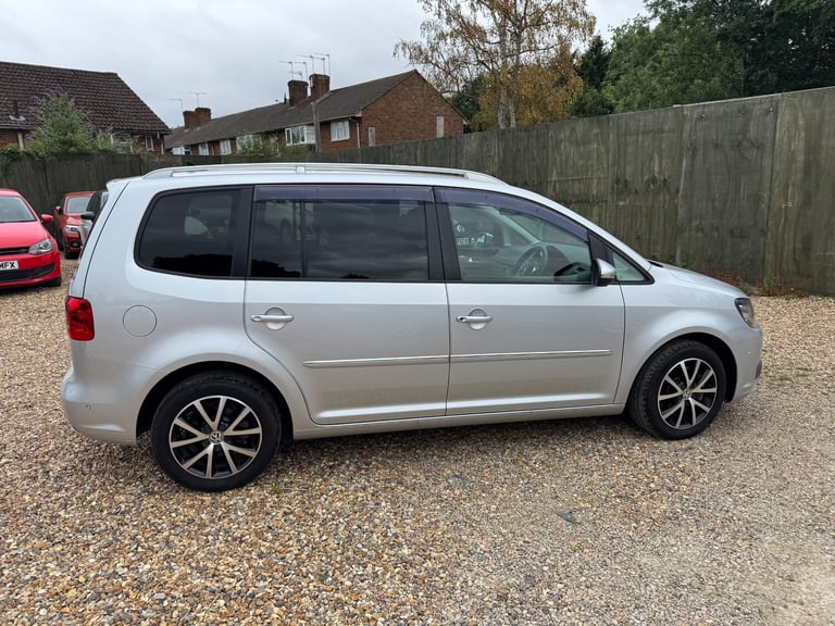 2014 Volkswagen Touran TSI 1.4 HIGHLINE 7 SEATS Petrol DSG Automatic MPV Petrol Automatic