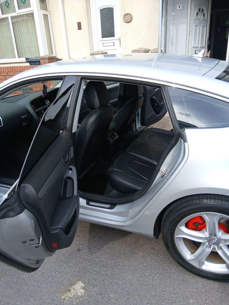 Audi, A5, Hatchback, 2012, Manual, 1968 (cc), 5 doors
