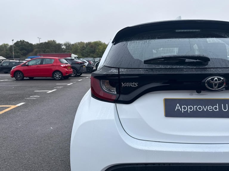 2024 Toyota Yaris 1.5 Hybrid Icon 5dr CVT Hatchback Hybrid Automatic