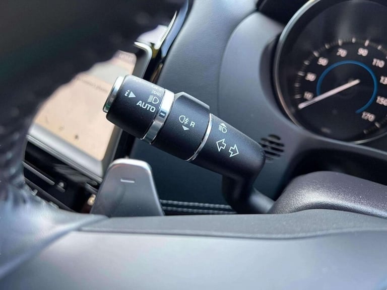 2019 Jaguar XE 2.0d R-Sport Saloon 4dr Diesel Auto Euro 6 (s/s) (180 ps) Saloon Diesel Automatic