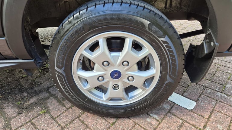 2021 Ford Transit 2.0 EcoBlue 130ps H2 Limited Van Auto Medium Roof Van Diesel Automatic