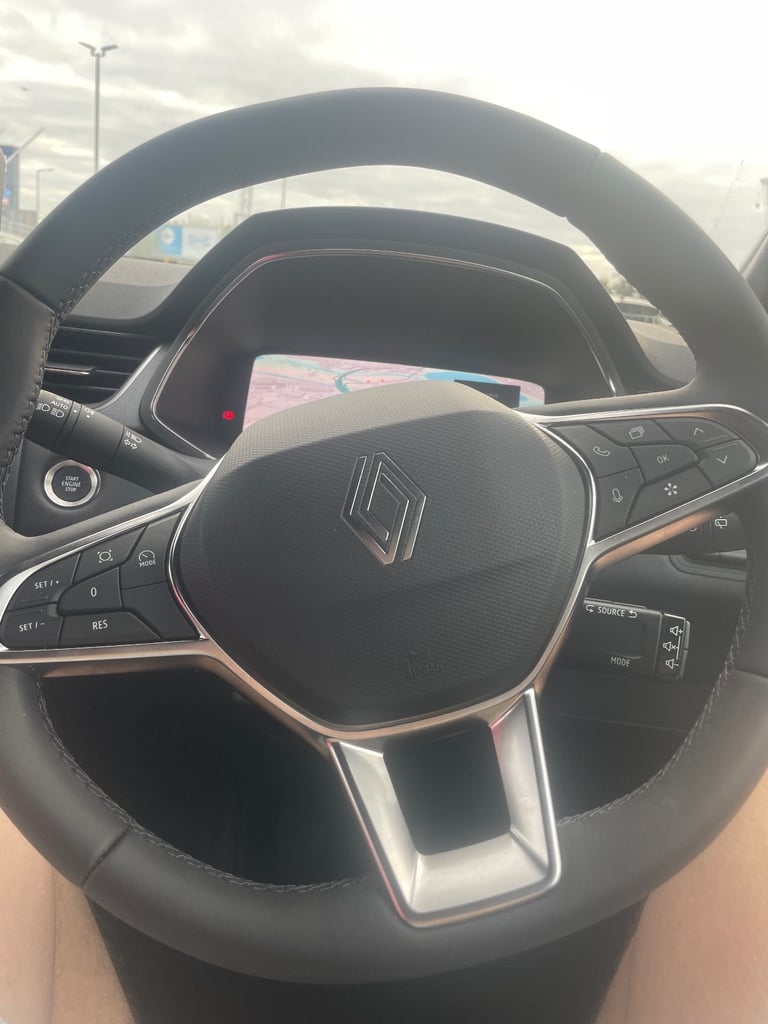 image for Renault captur steering wheel 