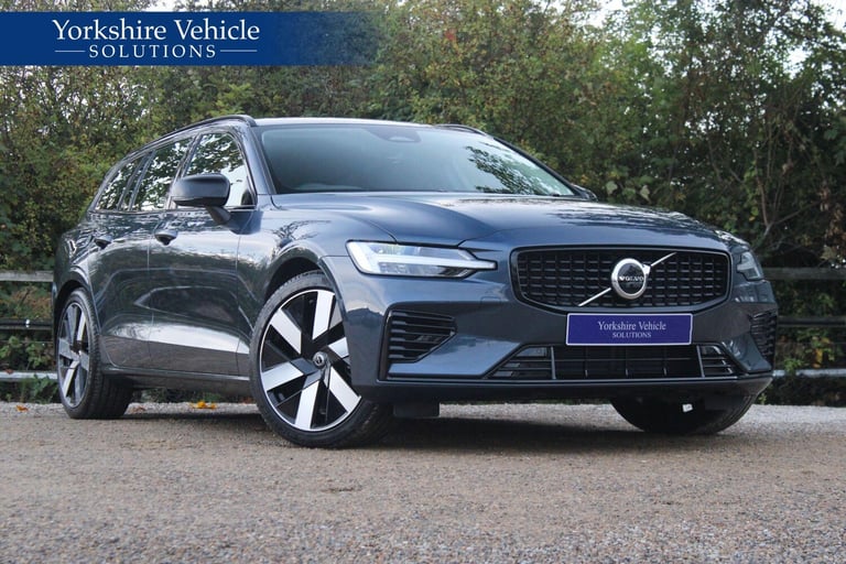 image for  Volvo V60 2.0 T6 18.8kWh Plus Auto AWD Euro 6 (s/s) 5dr Petrol/Electric Hybrid Automatic