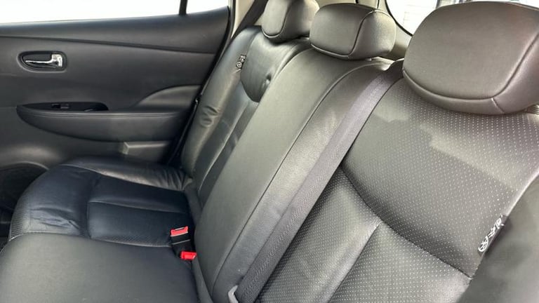 2015 Nissan Leaf 80kW Tekna 24kWh 5dr Auto HATCHBACK ELECTRIC Automatic