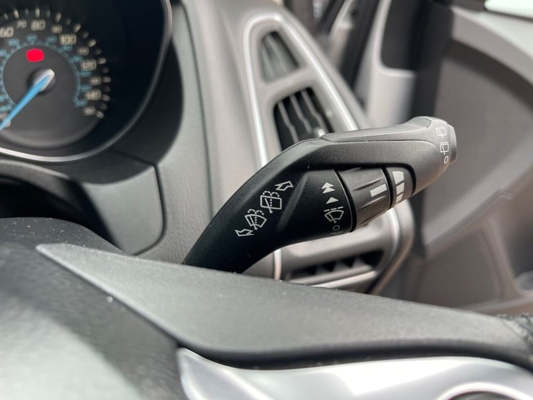 2013 Ford Focus 1.6 TDCi 115 Zetec S 5dr HATCHBACK DIESEL Manual