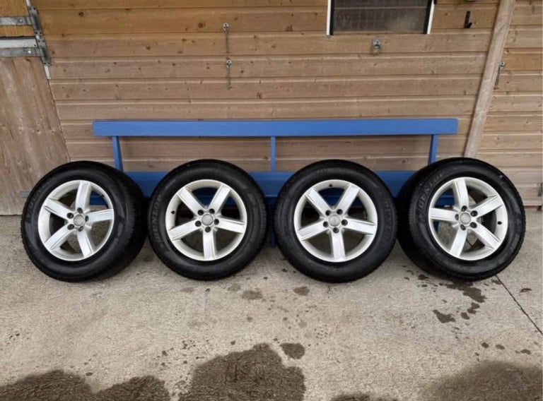 image for Audi Q5 alloy wheels and tyreS