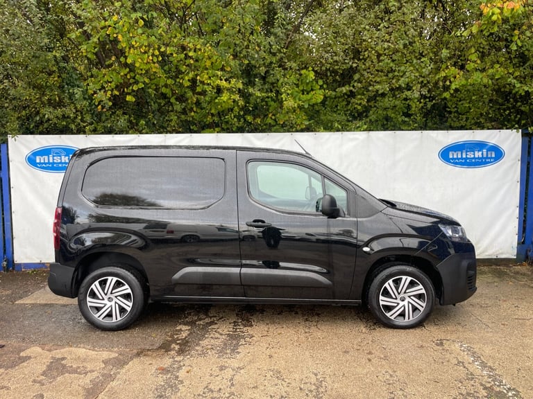 2022 Citroen Berlingo 1.5 BlueHDi 1000Kg Enterprise Pro 100ps Diesel Van In Black PANEL VAN Diese...