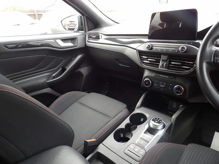2019 Ford Focus 1.5 EcoBoost 150 ST-Line 5dr Auto HATCHBACK PETROL Automatic