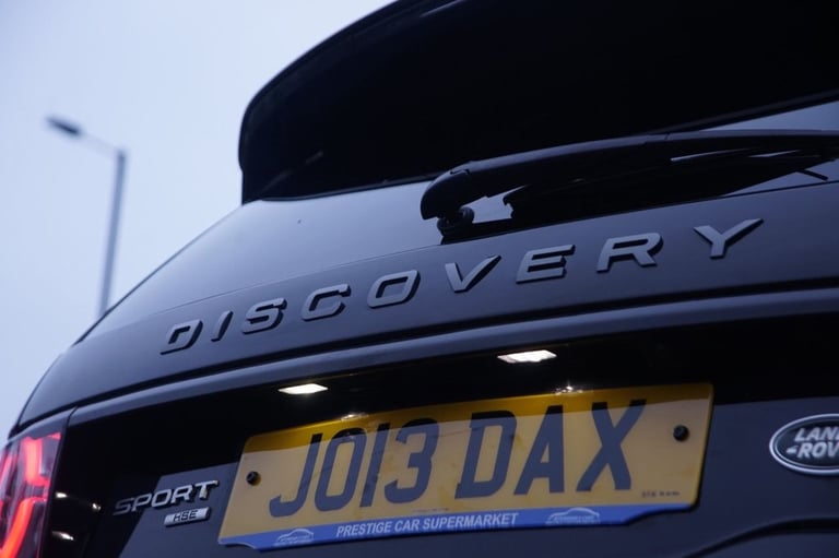 2019 Land Rover Discovery Sport 2.0 TD4 Landmark SUV 5dr Diesel Auto 4WD Euro 6 (s/s) (180 ps) ES...