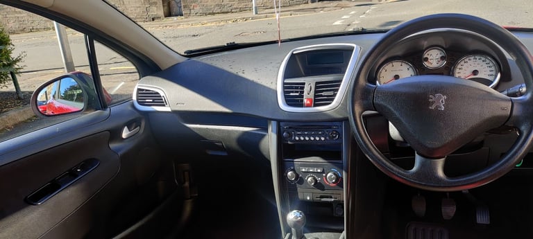 Peugeot, 207, Hatchback, 2010, Manual, 1360 (cc), 3 doors