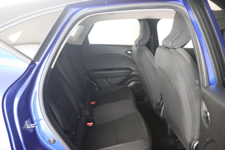 2020 Renault Captur 1.5 Blue dCi Iconic Euro 6 (s/s) 5dr HATCHBACK Diesel Manual