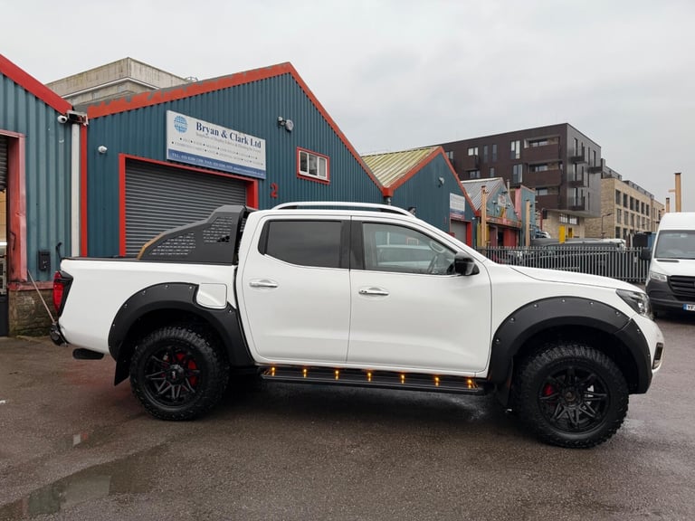 2018 Nissan Navara 2.3 dCi Tekna Auto 4WD Euro 6 4dr PICK UP Diesel Automatic