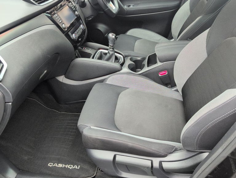 2018 Nissan Qashqai 1.2 DIG-T N-Connecta SUV 5dr Petrol Manual Euro 6 (s/s) (115 ps) - SUNROOF, H...
