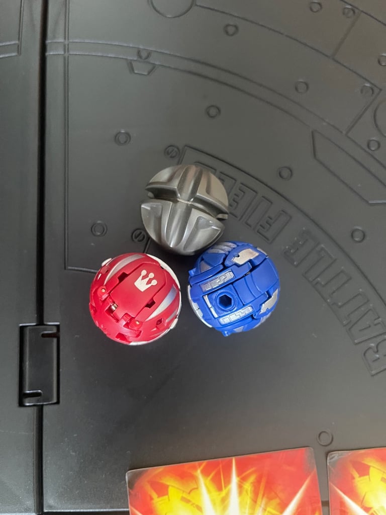 Bakugan Battle Brawler Arena Figures and Cards