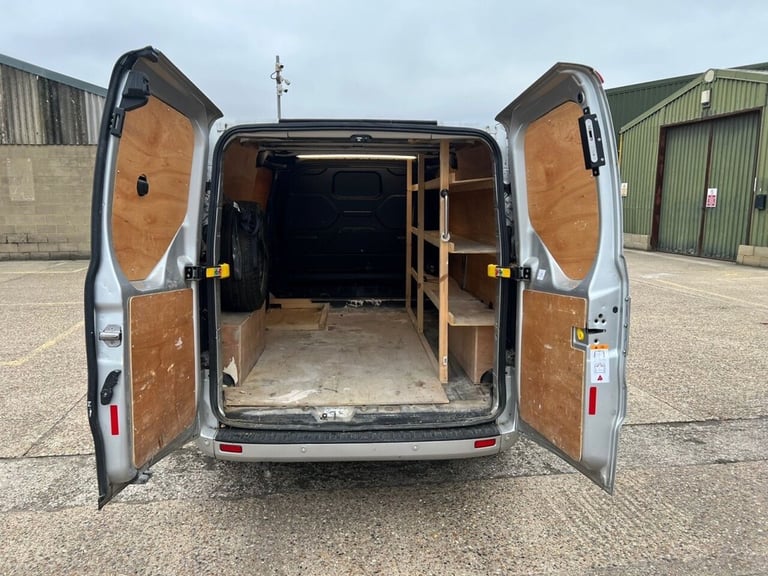 2022 Ford Transit Custom 2.0 340 EcoBlue Limited Panel Van 5dr Diesel Manual L2 H1 Euro 6 (s/s) (...