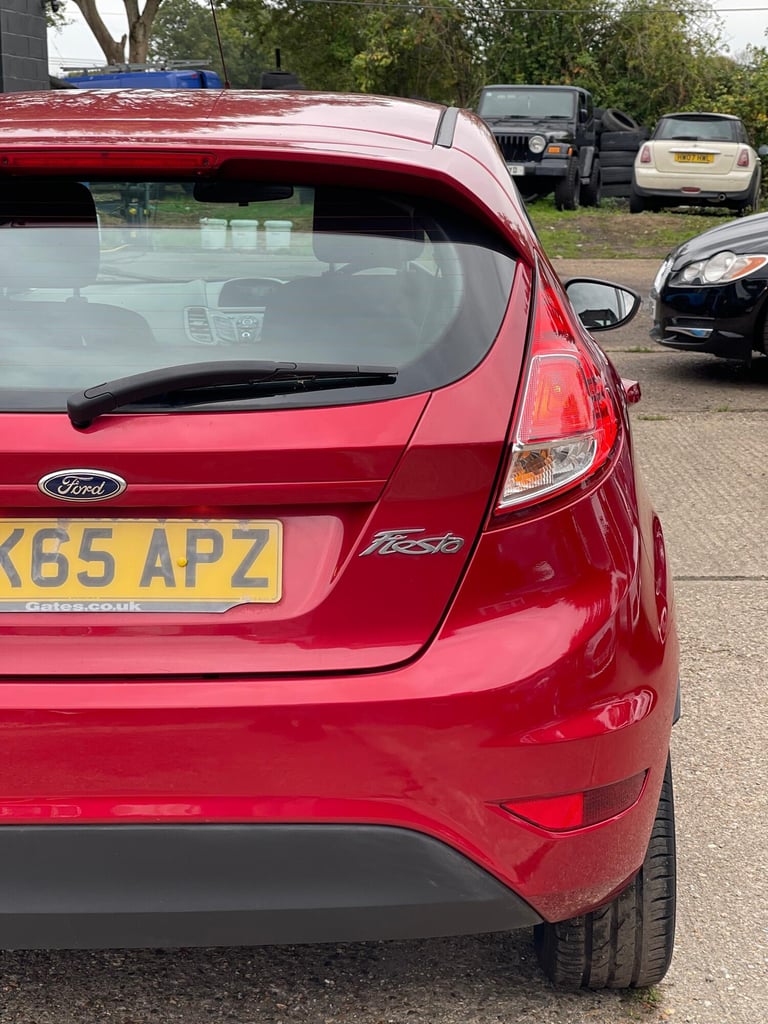 FORD FIESTA 1.0 T EcoBoost Zetec 2015