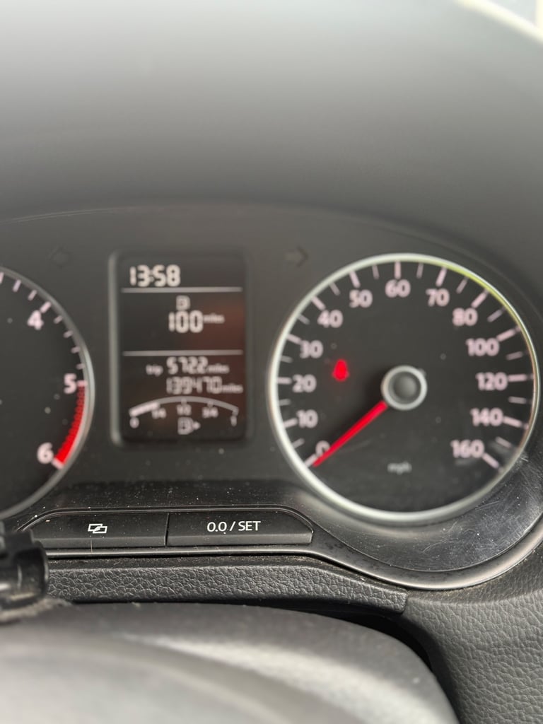 Volkswagen, POLO, Hatchback, 2012, Manual, 1199 (cc), 5 doors