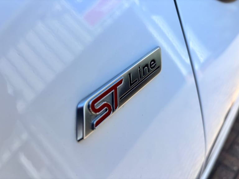 2023 Ford Puma 1.0 EcoBoost Hybrid mHEV 155 ST-Line Vignale 5dr Hatchback Petrol Manual