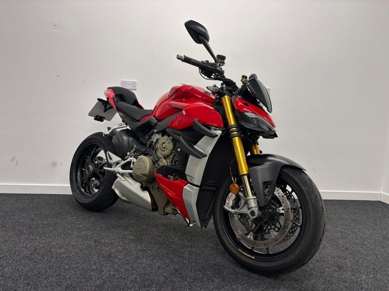 image for DUCATI STREETFIGHT V4S * LOW MILEAGE - MARCHESINI FORGED WHEELS - FULL HISTORY *